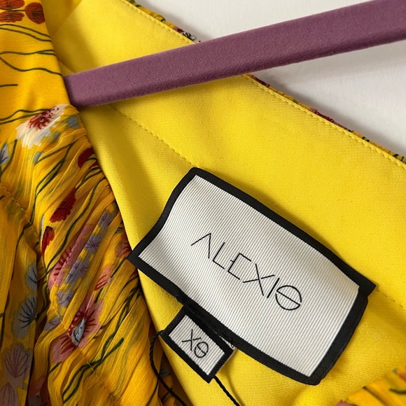 NEW Alexis Edyta one-shoulder yellow dress - Picture 6 of 9